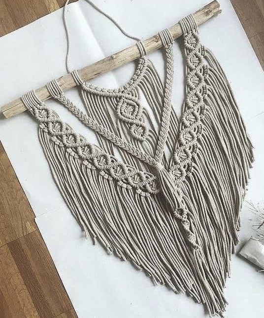 دیوارکوب مکرومه طرح لوزی رنگ طوسی کد۱۵۴۱ دلخواه شما ابعاد ۹۰