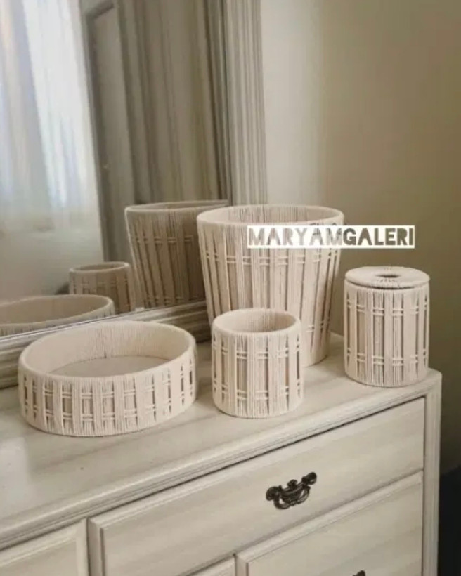 باکس نظم دهنده مکرومه رنگ شیری ابعاد و مدل قابل تغییر مخصوص جهیزیه کد سفارش۱۶۷