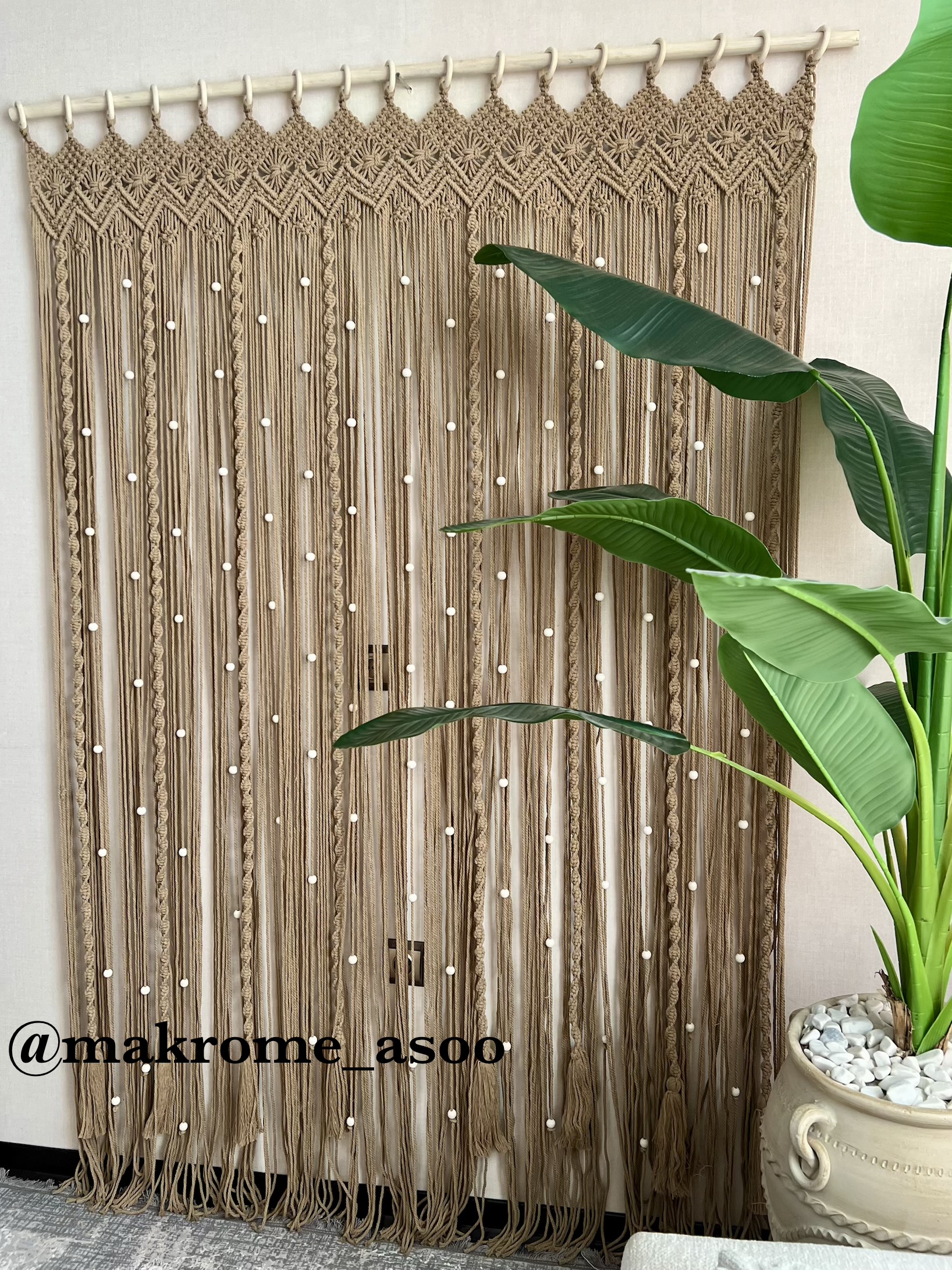 پرده مکرومه طرح لوزی  رنگ نسکافخ ای ابعاد قابل تغییر کد سفارش۴۵1