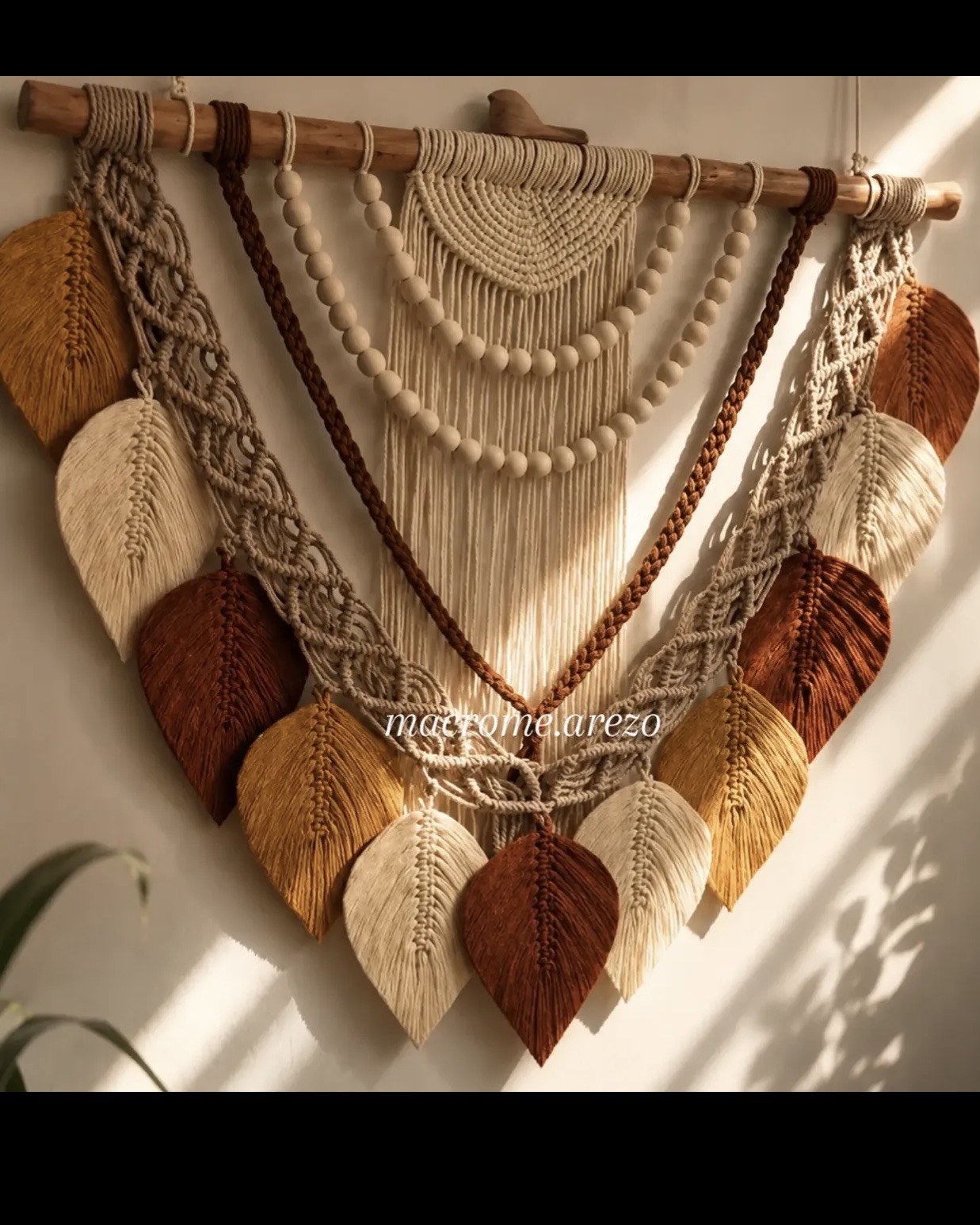 دیوارکوب مکرومه طرح لوزی رنگ شیری نسکافه ای کد۱۵۷۷ دلخواه شما